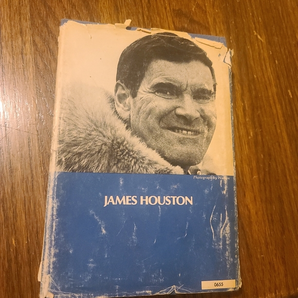 The White Dawn by James Houston hardback book - Picture 2 of 3